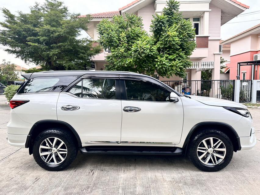 ขายรถ Fortuner 2.4V AT 2WD 086-9092952 รถบ้านเจ้าของเองคะ 5