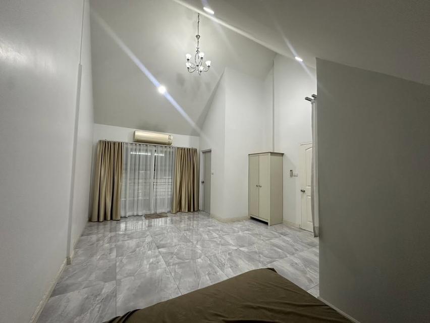 ให้เช่า โฮมออฟฟิศ 4 ชั้น สไตล์เรียบหรูโมเดิร์น 350 ตร.ม. ลาดพร้าว 80 - เหม่งจ๋าย จดทะเบียนบริษัทได้ พร้อมอยู่ทันที 3