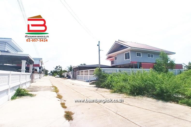 บ้านเดี่ยว หมู่บ้าน กฤษดาเพลส เนื้อที่ 100 ตรว. ถนนกาญจนาภิเษก ต.คลองห้า อ.คลองหลวง จ.ปทุมธานี 2