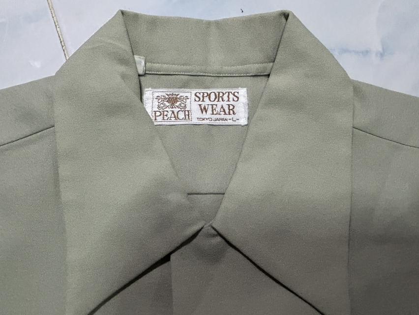 [เปิดขาย] เสื้อเชิ้ตวินเทจ 70s-80s PEACH Sports Wear - Big Collar Shirt งานโตเกียวญี่ปุ่นแท้ ผ้าเนื้อทรายพริ้วยับยาก สภาพกริ๊บ ไซส์ทอง L พิมพ์นิยม! รูปที่ 2
