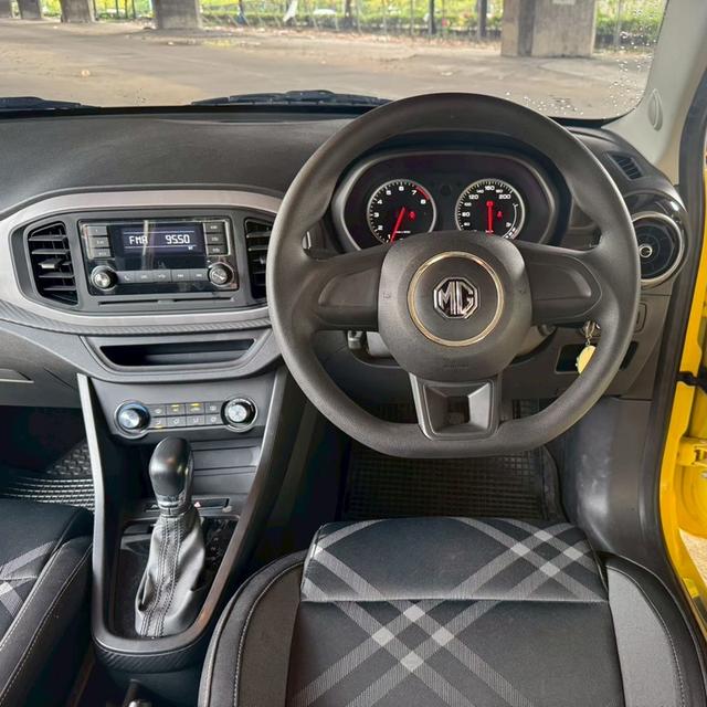 ขายรถ MG 3 1.5 D AT ปี 2018 มือเดียว สภาพดี ไมล์น้อย ราคา 199,000 บาท 11