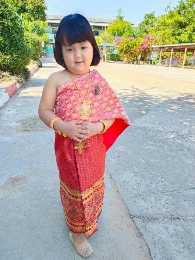 ชุดไทยเด็กหญิง สไบกับผ้าถุง 5
