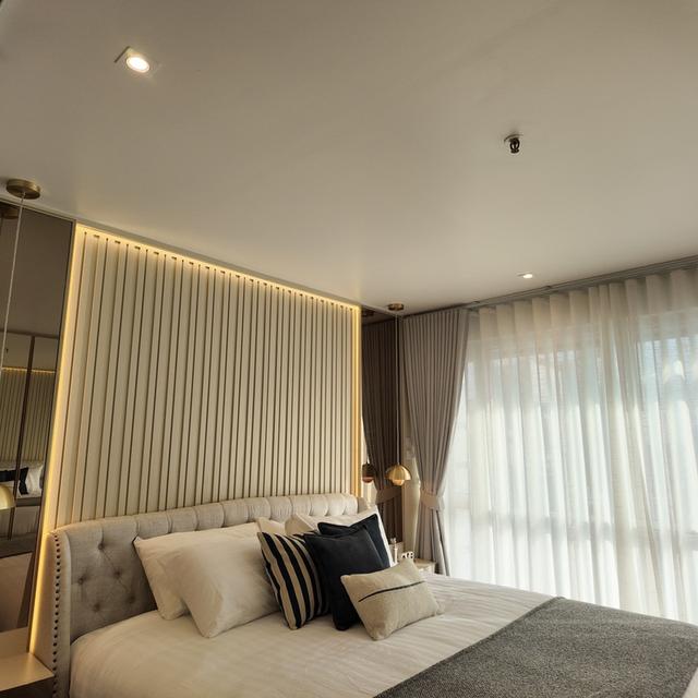 ขายคอนโด Sukhumvit Suite สุขุมวิท 13 ชั้น 22 รีโนเวทใหม่ พร้อมเข้าอยู่ ทำเลใจกลางเมือง ใกล้รถไฟฟ้า BTS นานา 11