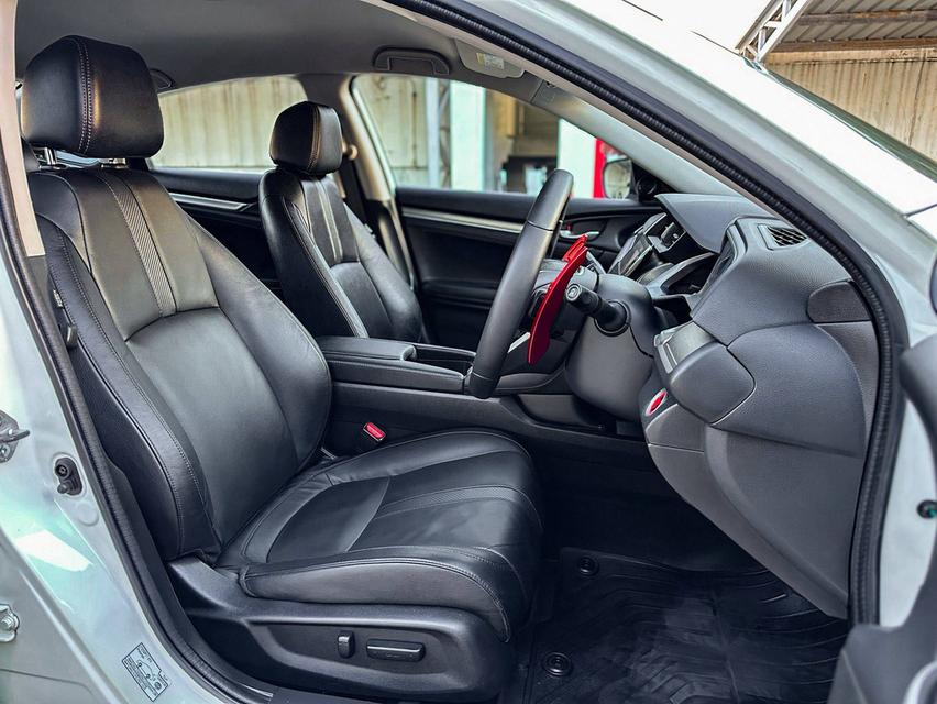 รถบ้านหน้าเดิมหลังเดิม Civic RS Turbo แต่งหล่อทั้งคัน ฟรีดาวน์Civic RS Turbo 2016 รูปที่ 16