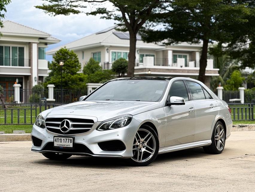Benz E300 AMG W212 ตัว Top ปี 15 limited edition! Facelift ออฟชั่นเต็ม หลังคาแก้ว ใช้งานน้อย รถศูนย์ เจ้าของเดียว