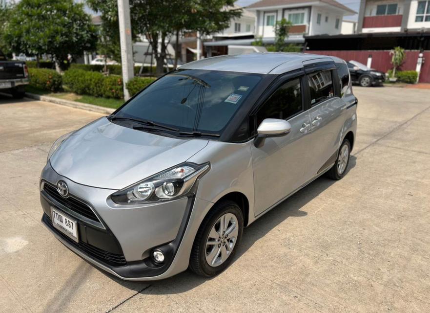 ปล่อยต่อรถมือสอง TOYOTA SIENTA 1.5 ปี 2018 2