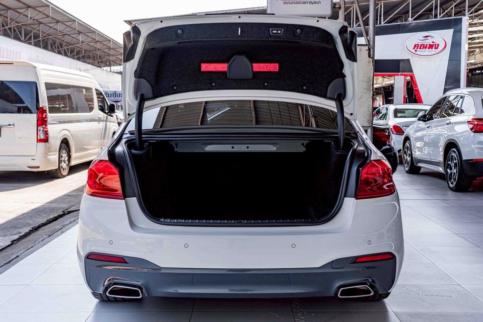 รหัสรถ NP8751 รุ่นรถ : BMW 520D M SPORTปีรถ : 2019 รูปที่ 10
