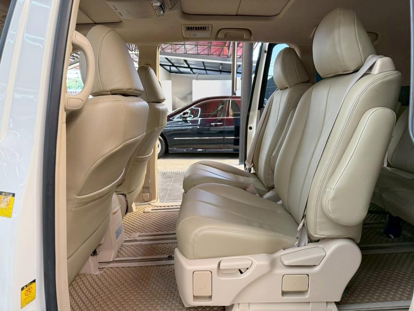 Toyota ESTIMA 2.4 G ปี 2012 16