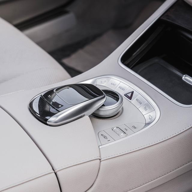 รหัสรถ 67GG5320 2016 BENZ S500e  โฉม W222 สีดำ แต่ง facelift  10