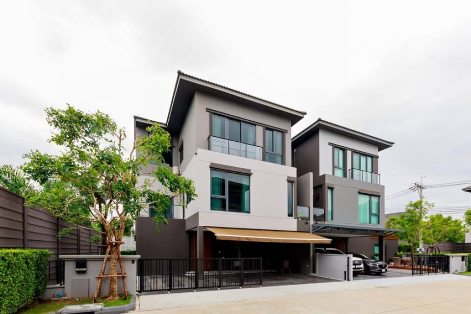 ให้เช่า บ้านหรู 4 ห้องนอน บ้านกลางเมือง ดิ เอดิชัน บางนา  ติดสนามกอล์ฟเมืองแก้ว บางนา ไลน์ไอดี ✅ @ibx7531n 1