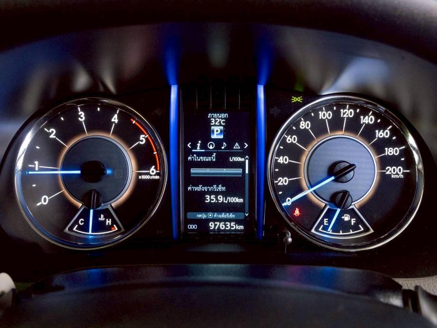 Toyota fortuner 2.4V 2WD ปี 2019 รถบ้านเจ้าของเดียว 12