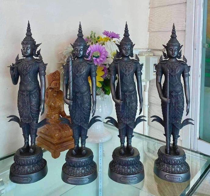 ท้าวจตุโลกบาลทั้งสี่ ทองเหลืองรมดำ ปี2554 วัดท่าซุง เทพทั้งสี่ทิศทอง