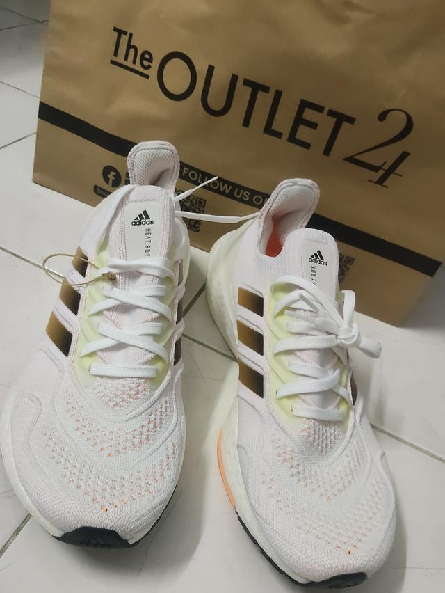 รองเท้า adidasULTRABOOST รูปที่ 4