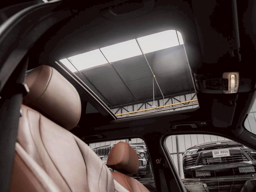 รหัสรถ 67GG414 BMW X5 xDrive40e M Sport ปี 2015
