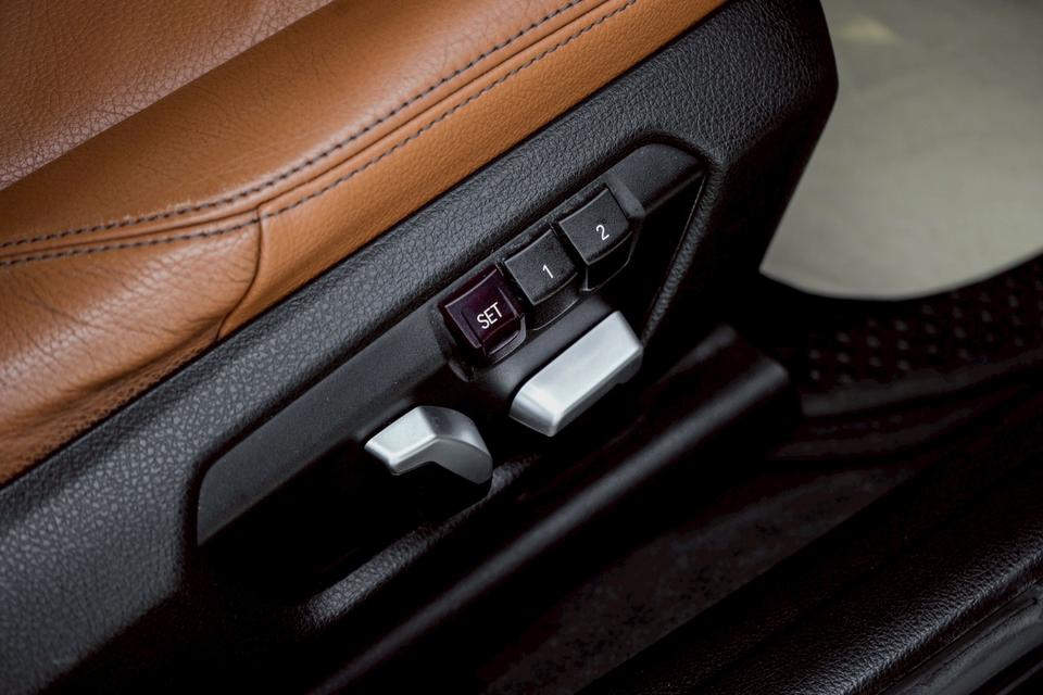 รหัสรถ CBL362 BMW 320D 2.0 Luxury F30 AT 2018 19