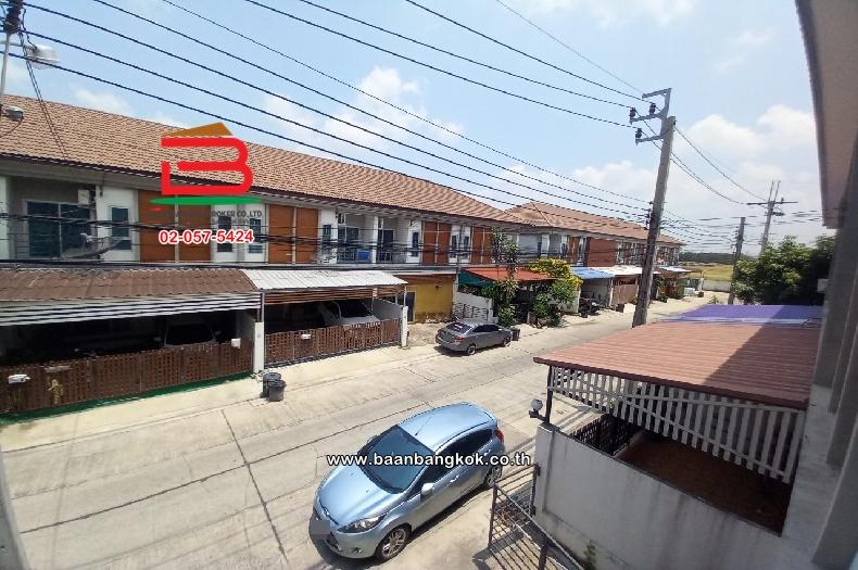 ทาวน์โฮม โครงการ ราชพฤกษ์ สุวรรณภูมิ-ลาดกระบัง เนื้อที่ 22.5 ตารางวา ซอยฉลองกรุง 61 แขวงลำปลาทิว เขตลาดกระบัง กรุงเทพมหานคร 11