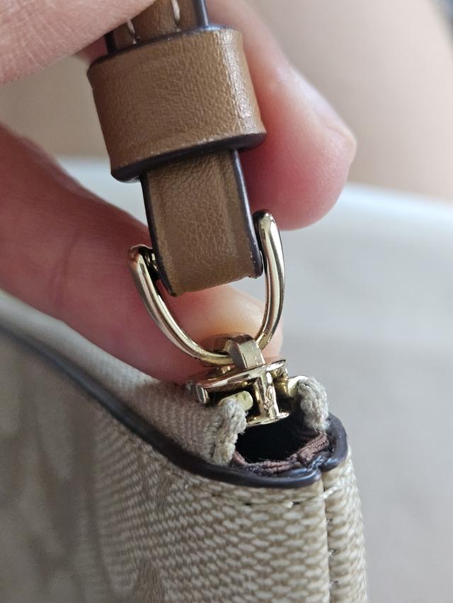 ขายกระเป๋าสตางค์สภาพใหม่