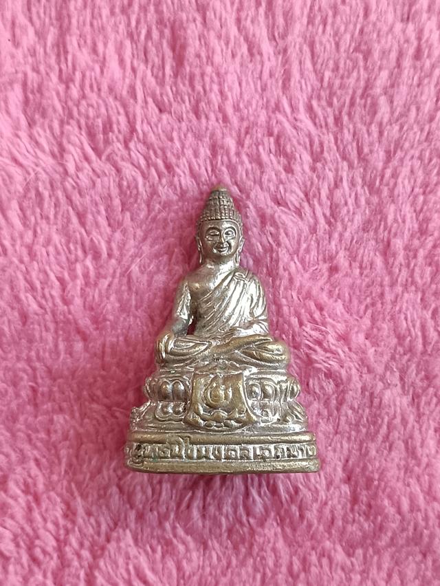 รูปหล่อ พระพุทธมิ่งมงคลเอกนาคคีรี หรือ พระใหญ่ จังหวัดภูเก็ต