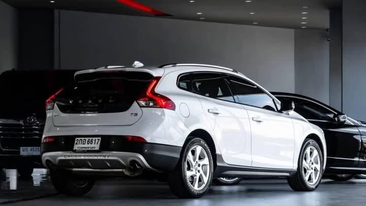 Volvo V40 ขายถูก 4