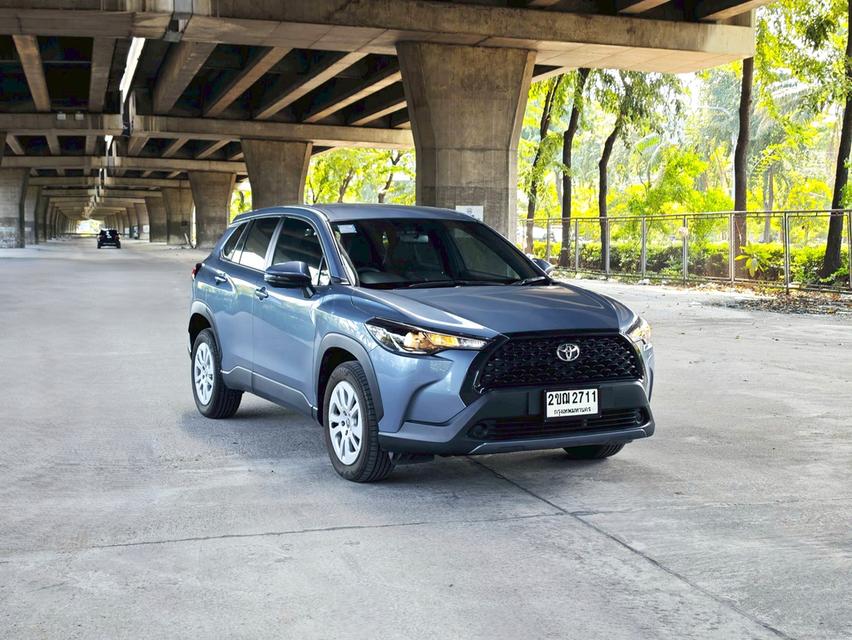 ขายรถ Toyota Corolla Cross 1.8 ปี 2021 สีเทา เกียร์ออโต้