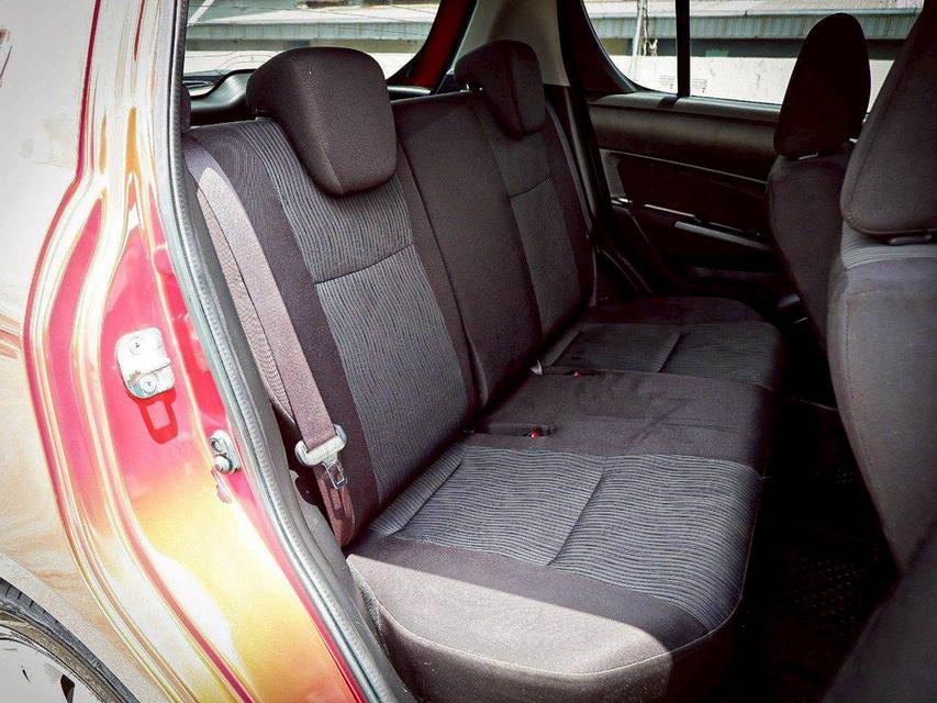 Suzuki Swift 1.25 GLX เกียร์ Auto สีส้ม ปี 2012 (ตัวท็อป) 11