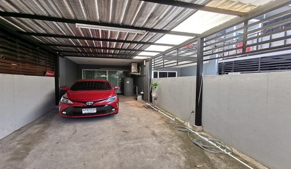 ขาย ทาวน์โฮม รามอินทรา8  จากถนนใหญ่ 850 เมตร 3 ห้องนอน 2 ห้องน้ำ 2 จอด รถไฟฟ้าสายสีชมพู สถานี รามอินทรา กม.4 ราคา 2.99 ลบ 2