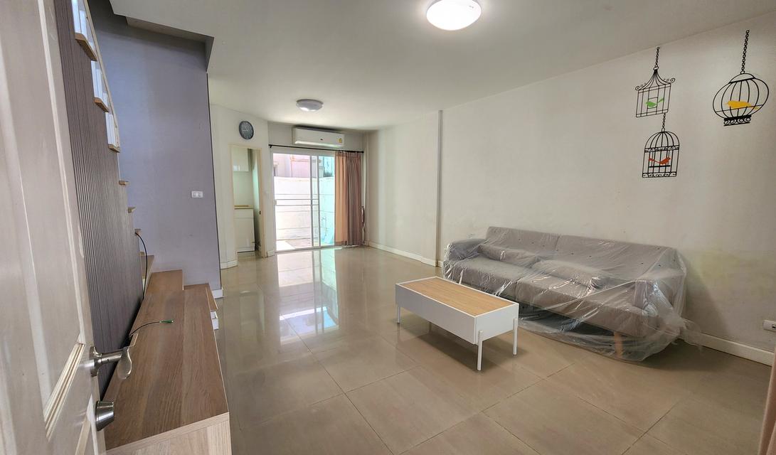🏡 ให้เช่าทาวน์โฮม 3 ชั้น ย่านเกษตร–นวมินทร์ 24,000บาท/เดือน 🏡 Townhome for Rent – 3-Storey | Kaset–Nawamin, Bangkok area : 24,000 THB/month 2