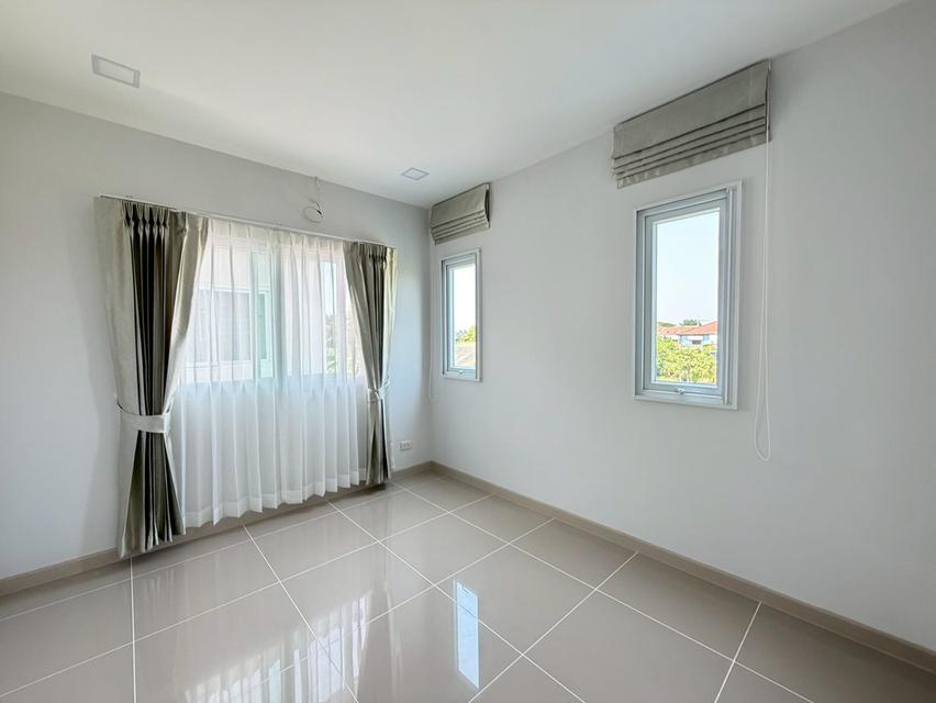 บ้านแฝดหลังมุม หทัยราษฎร์ คลองสามวา  ม.ประภาทรัพย นัดชมบ้าน 085-318-6868 คุณว่า์ 20