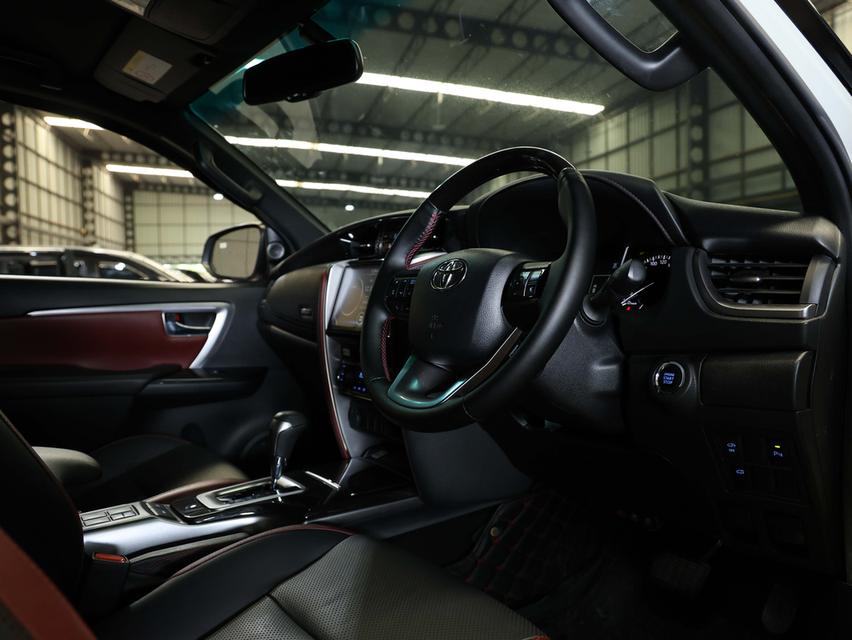 2022 Toyota FORTUNER 2.4 (ปี 15-25) Legender SUV AT รูปที่ 13