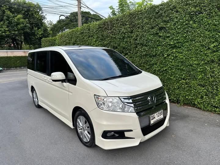 Honda Stepwagon ปี 2010