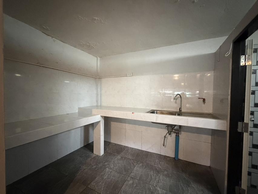 [For Sale] 2-Storey Townhouse, Suthisan, Near MRT Suthisan รูปย่อยที่ 4