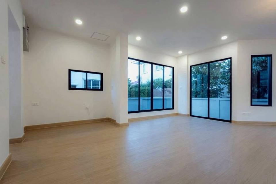 ขาย บ้านเดี่ยวรีโนเวทใหม่  บ้านเดี่ยวแบรนด์ Land and houses บรรยากาศเงียบสงบ หมู่บ้านมัณฑนา ปิ่นเกล้า-พระราม5 3