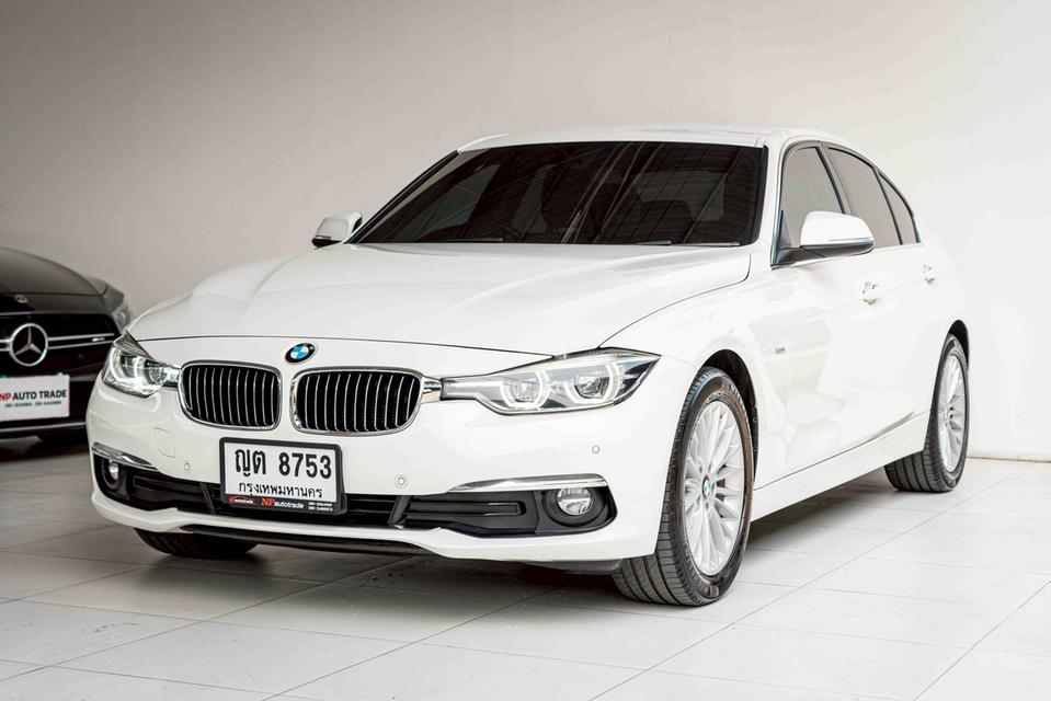 รหัสรถ NP8753  BMW F30 320d LUXURY LCI ปีรถ : 2017 รูปที่ 7