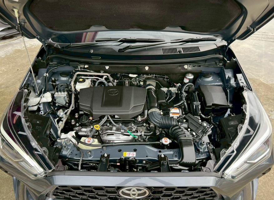 TOYOTA YARIS CROSS 1.5 HEV PREMIUM LUXURY 2023   18