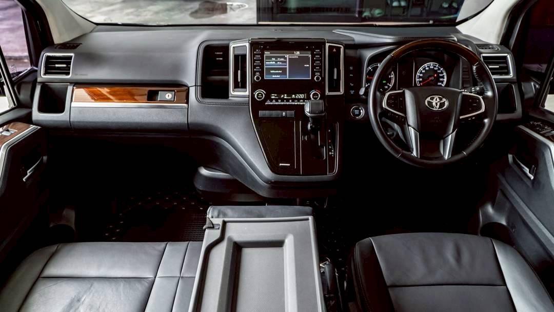 รหัสรถ BAC4247 TOYOTA MAJESTY 2.8 Premium ปี 2020 6