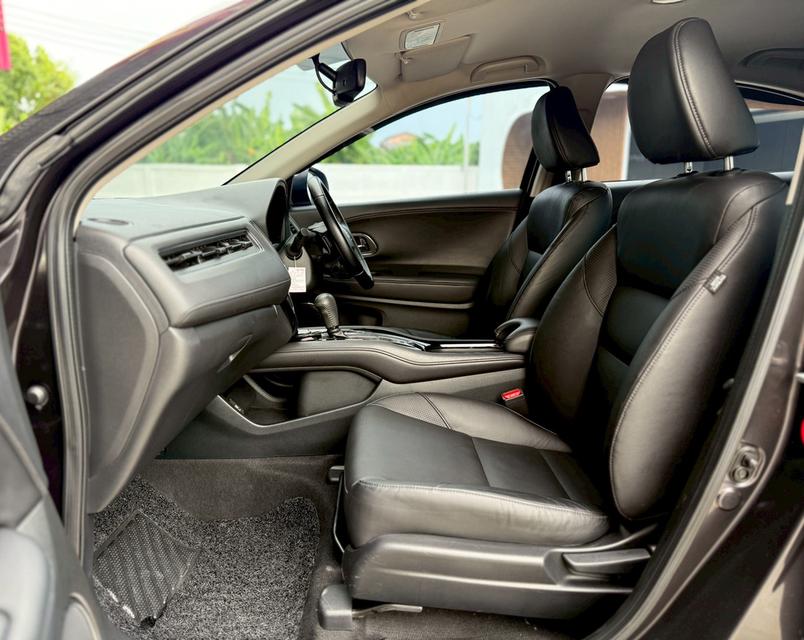 ขาย Honda HR-V 1.8E ปี16 14