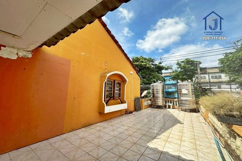 ขายทาวน์โฮม 2 ชั้น 41 ตารางวา ซอยนวมินทร์ 111 หลังมุม ใกล้ทางด่วนเอกมัย-รามอินทรา 11