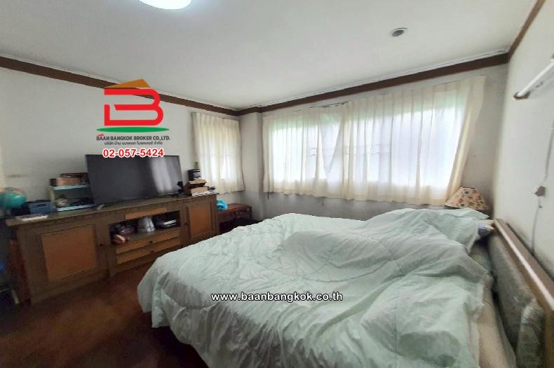 บ้านเดี่ยว หมู่บ้านเมืองเอก โครงการ 3 เนื้อที่ 89 ตร.ว ซอยพหลโยธิน 87,ซอยเอกรัตน์ 11 ตำบลหลักหก อำเภอเมืองปทุมธานี ปทุมธานี 7