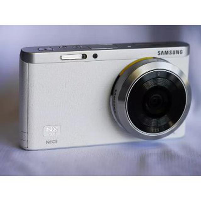 Samsung NX Mini WifI NFC Smart 20.5MP White Vlogger Compact System Camera with 2.96Inch LCD and 9mm f3.5 ED Lens Vlog Wi 5