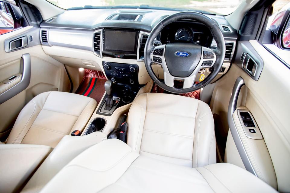 Ford Everest 2.2 Titanium ปี 2015 สีแดง รูปที่ 13