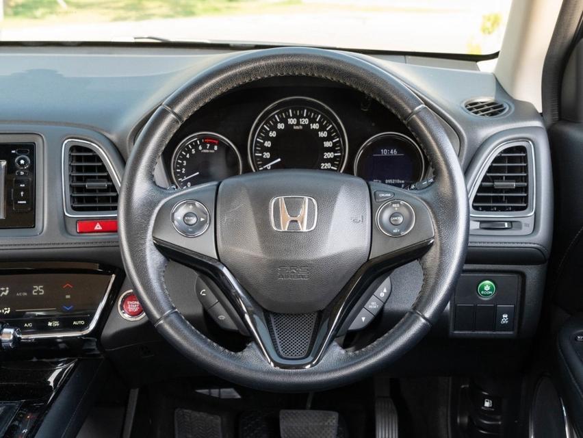 HONDA HR-V 1.8 E Limited | ปีจด : 2016 รหัส 12AT557 10