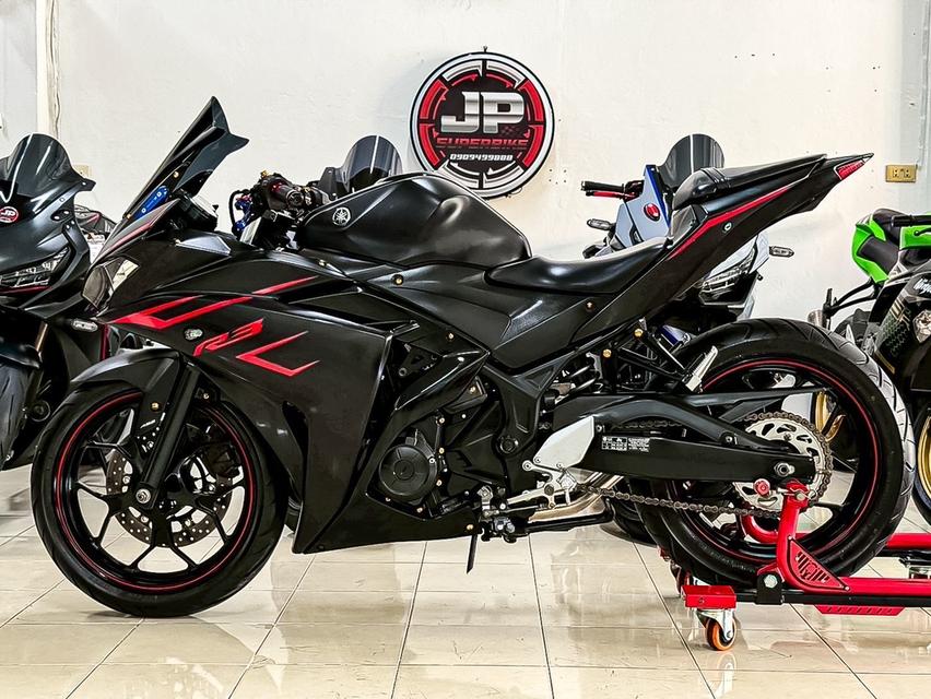 yamaha R3