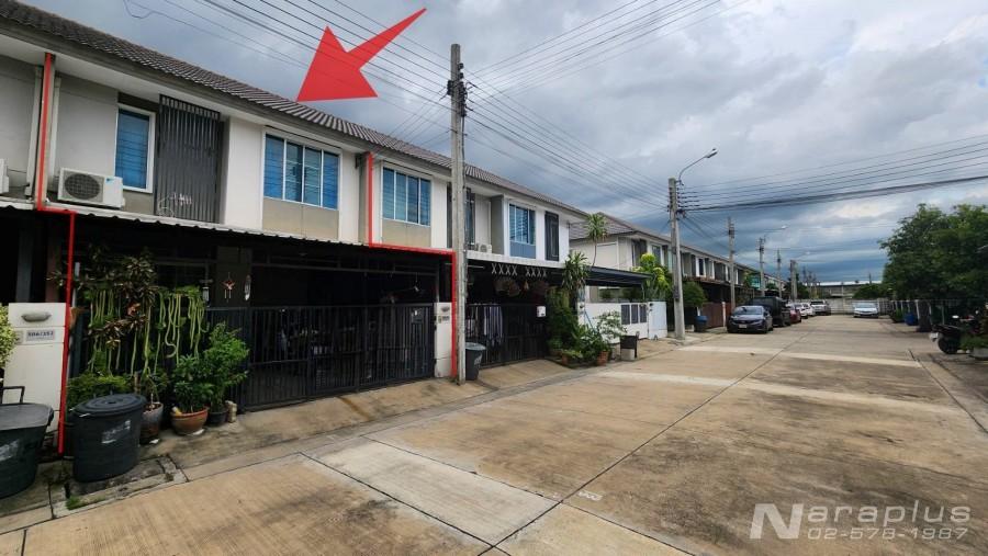 68060808 : ขายทาวน์เฮ้าส์ 2 ชั้น หน้ากว้าง 5.7 เมตร บนที่ดินขนาด 19.3 ตร.ว. หมู่บ้านพฤกษา วิลล์ 55/2 วงแหวน-รามอินทรา เฟส 2 สุเหร่าคลองหนึ่ง กรุงเทพ 2