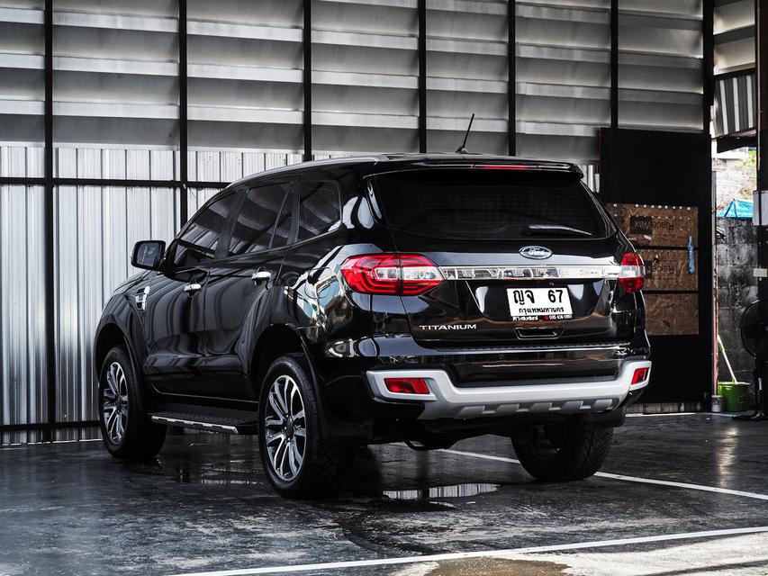 Ford Everest 2.0 Titanium + หลังคาแก้ว ปี 2019 สีดำ 6