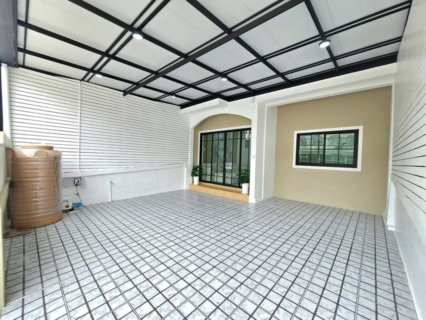 หมู่บ้านศรีประจักษ์ 7 (ถนนเมน) รีโนเวทใหม่ พร้อมเข้าอยู่ 7