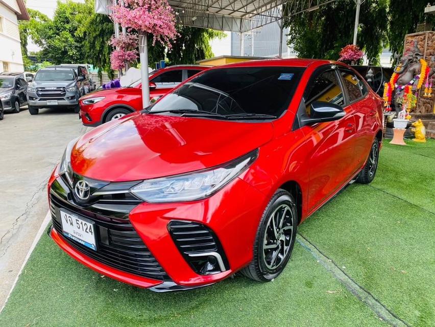 TOYOTA YARIS ตัวATIV  SPORT เครื่อง1.2cc. เกียร์ AUTO ปี 2022 #รถมือเดียวป้ายเเดงไมล์น้อย3x,xxxกม.  3