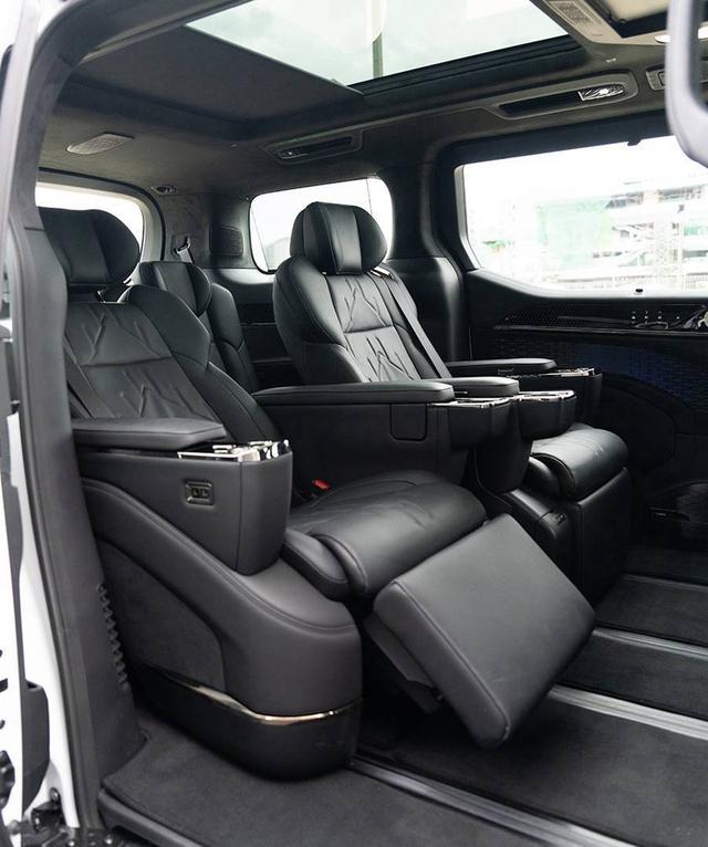 2026 ZEEKR 009 Flagship 6-Seater Dual Motors AWD MPV ไฟฟ้าสุดพรีเมียม Topสุด ประหยัดไปเกือบล้าน รูปที่ 10