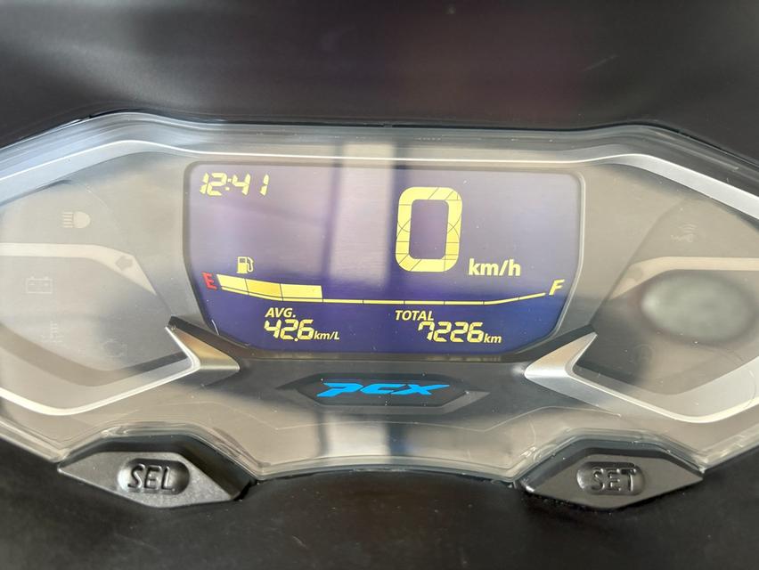 PCX160 โฉม2023 สภาพซื้อจอด กุญแจครบ สีเดิมโรงงาน รถมือเดียว เอกสารครบ มีรับประกัน ผ่อนได้ทั่วไทย วิ่ง7000 ปลายปี66