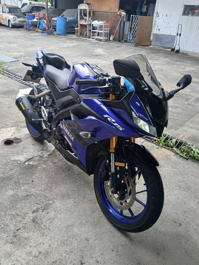 YAMAHA R15 4