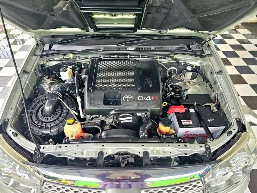 Toyota Fortuner 3.0V 4WD 2008 ขายสด รูปที่ 17